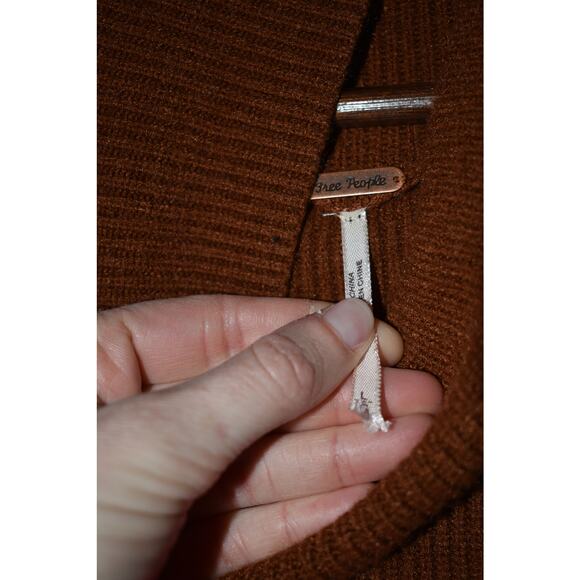 Free People Softly Structured Candy Pop Sweater Size L - Picture 4 of 5